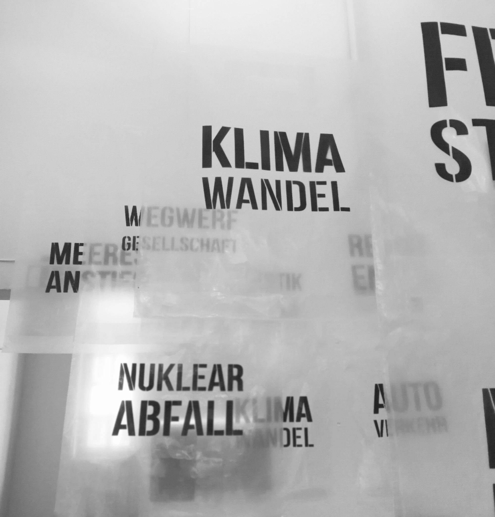 YUTIAN LI There is no planet B, Installation